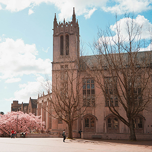 University of Washington is offering scholarship for students